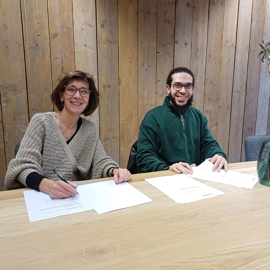 inSystems Mhammad Al Abdullah ondertekening