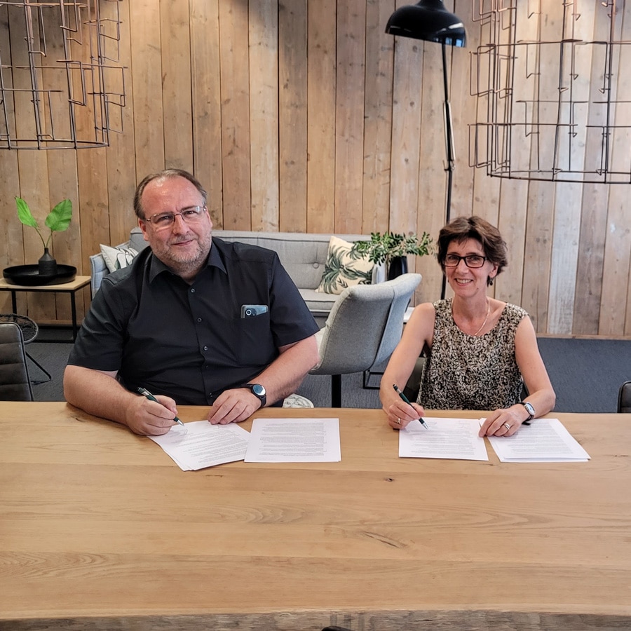 inSystems Detlev Wijnhoud ondertekening